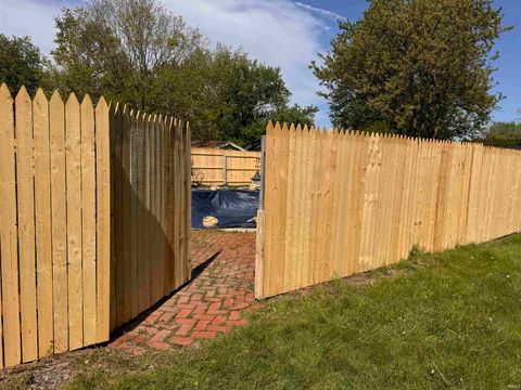 Tiny photo for 4011 Thornbury Place, Fort Wayne, IN 46804 (MLS # 202614389)