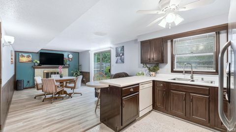 Tiny photo for 4011 Thornbury Place, Fort Wayne, IN 46804 (MLS # 202614389)