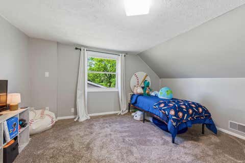 Tiny photo for 101 N Forest Avenue, Muncie, IN 47304 (MLS # 202621506)