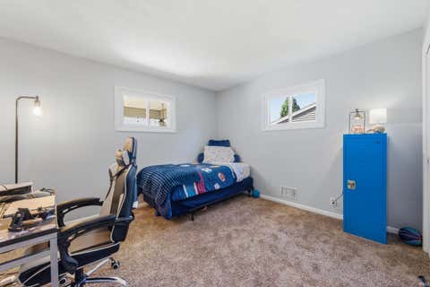 Tiny photo for 101 N Forest Avenue, Muncie, IN 47304 (MLS # 202621506)
