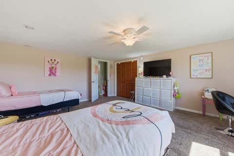 Tiny photo for 101 N Forest Avenue, Muncie, IN 47304 (MLS # 202621506)