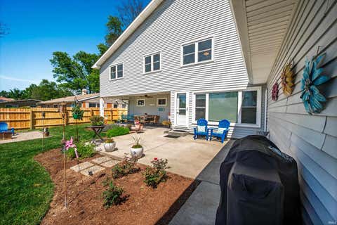 Tiny photo for 101 N Forest Avenue, Muncie, IN 47304 (MLS # 202621506)