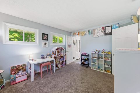 Tiny photo for 101 N Forest Avenue, Muncie, IN 47304 (MLS # 202621506)