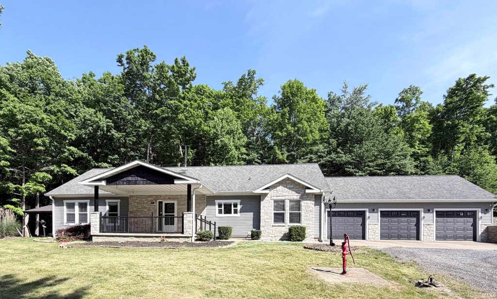 Photo of 155 W Smithville Road, Bloomington, IN 47403 (MLS # 202621952)