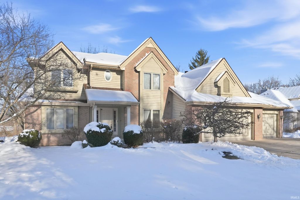 Photo of 2803 Meadow Stream, Fort Wayne, IN 46825 (MLS # 202548250)