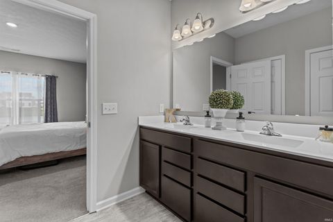 Tiny photo for 3311 Somers Drive, Kokomo, IN 46902 (MLS # 202613229)