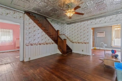 Tiny photo for 743 S Webster Street, Kokomo, IN 46901 (MLS # 202632335)