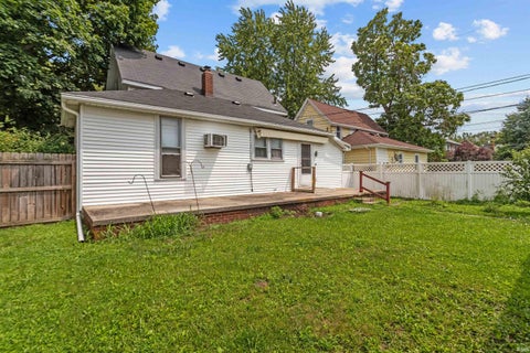 Tiny photo for 743 S Webster Street, Kokomo, IN 46901 (MLS # 202632335)