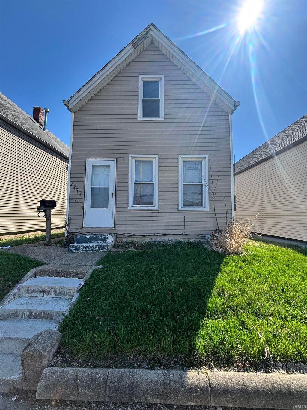 Photo of 2452 W Maryland Street, Evansville, IN 47712 (MLS # 202609671)