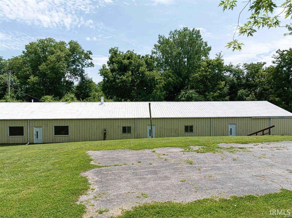 Photo of 20 W HIGHWAY 62, Mount Vernon, IN 47620 (MLS # 202633310)