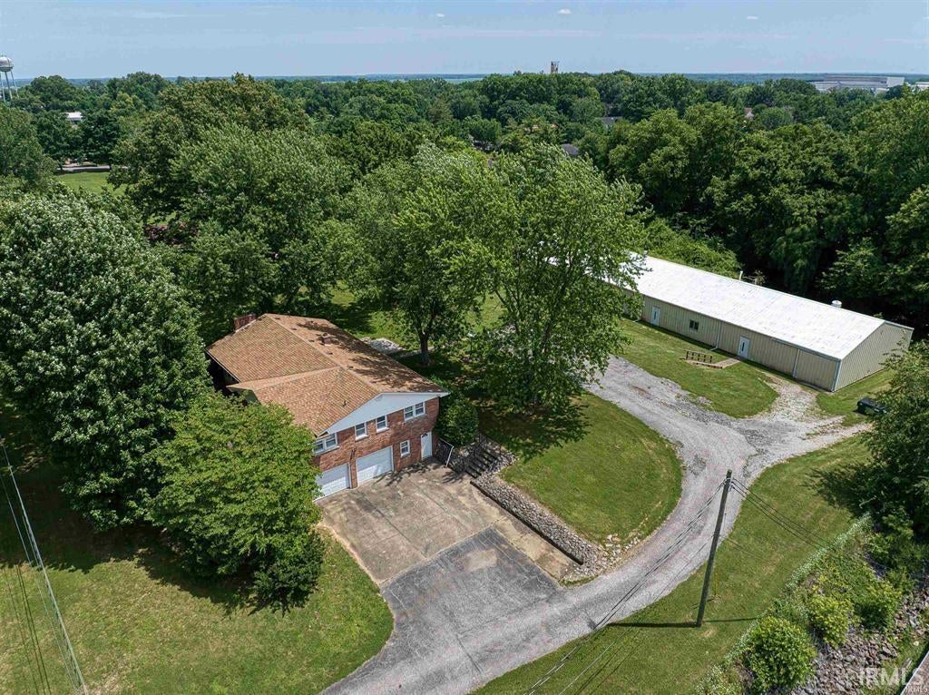 Photo of 20 W HIGHWAY 62, Mount Vernon, IN 47620 (MLS # 202633310)