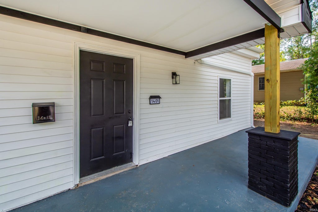 Photo of 1401 W 6th Street, Bloomington, IN 47404 (MLS # 202638403)