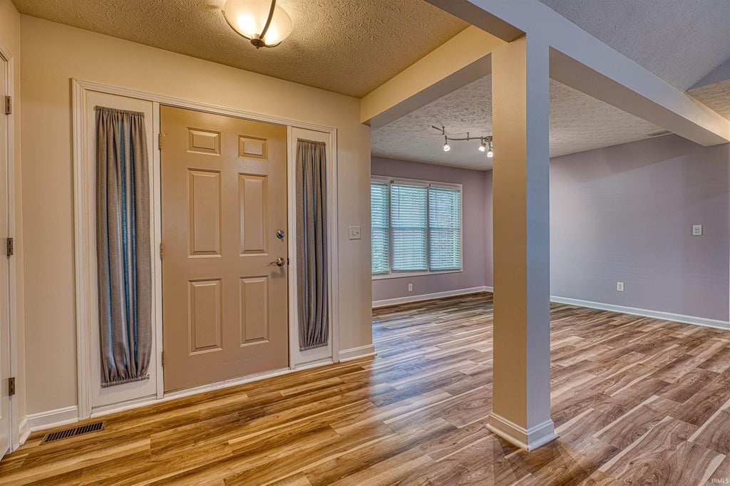 Photo of 4422 Summercreek Lane, Newburgh, IN 47630 (MLS # 202628769)