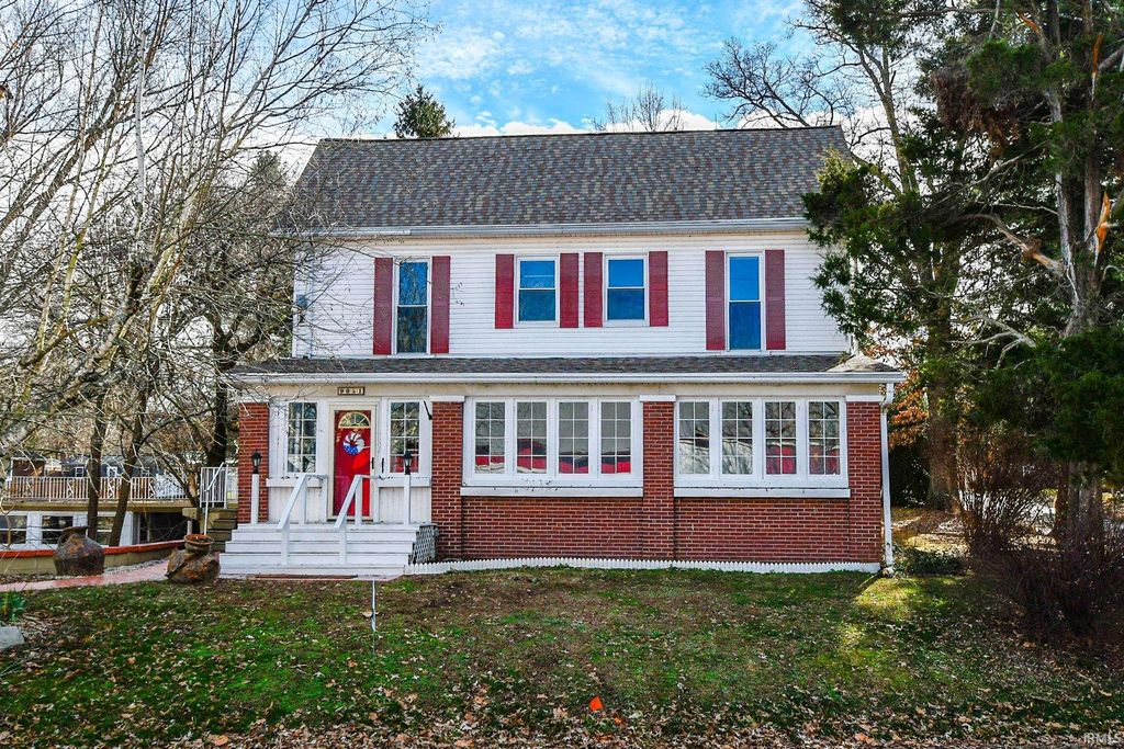 Photo of 9051 Middle Mount Vernon Road, Mount Vernon, IN 47620 (MLS # 202601051)