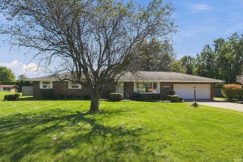 Tiny photo for 16342 State Road 37 Road, Harlan, IN 46743 (MLS # 202641901)