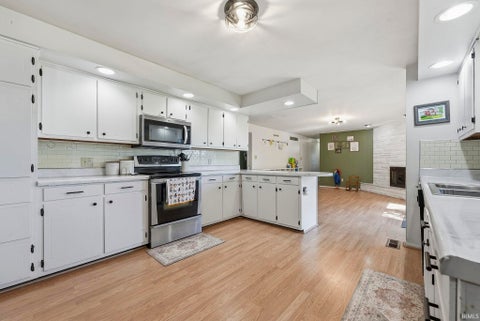 Tiny photo for 16342 State Road 37 Road, Harlan, IN 46743 (MLS # 202641901)