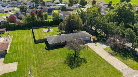 Tiny photo for 16342 State Road 37 Road, Harlan, IN 46743 (MLS # 202641901)