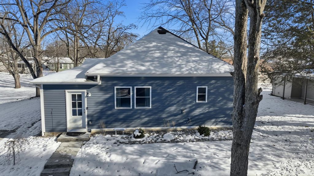 Photo of 212 N Hendricks Street, Warren, IN 46792 (MLS # 202548483)