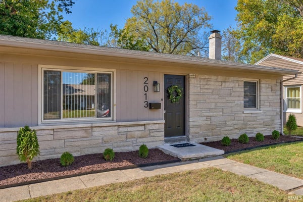 2013 S SPRING ST, EVANSVILLE, IN 47714 - Image d704fa633dc810b625fc6a0eea66f596/2014181745
