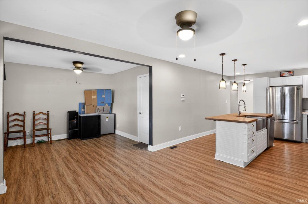 Photo of 1617 W 3rd Street, Marion, IN 46952 (MLS # 202615170)