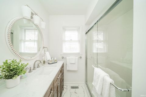 Tiny photo for 515 Meadow Drive, Kokomo, IN 46902 (MLS # 202603555)