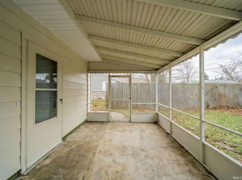 Tiny photo for 515 Meadow Drive, Kokomo, IN 46902 (MLS # 202603555)