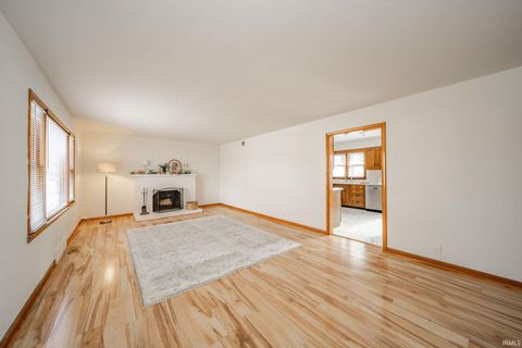 Tiny photo for 515 Meadow Drive, Kokomo, IN 46902 (MLS # 202603555)