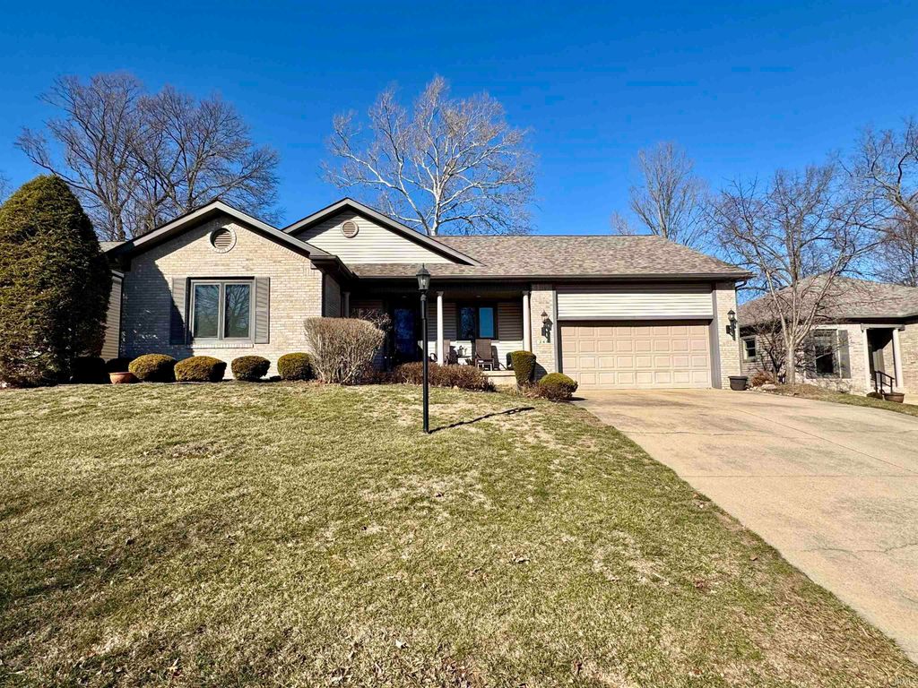 Photo of 240 Pinkerton Court, Marion, IN 46952 (MLS # 202605976)