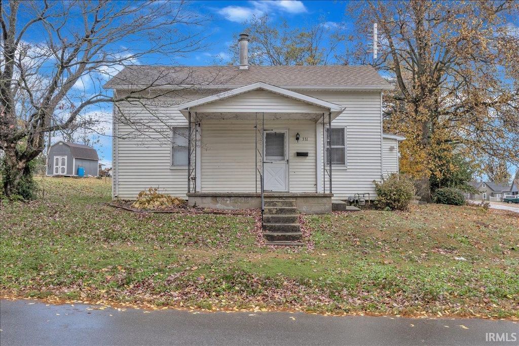 Photo of 331 E Grant Street, Mount Vernon, IN 47620 (MLS # 202547293)