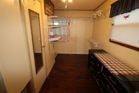 Tiny photo for 1005 Milroy Street, Frankfort, IN 46041 (MLS # 202641949)