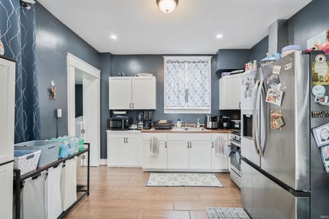 Tiny photo for 800 E Jefferson Street, Kokomo, IN 46901 (MLS # 202610963)