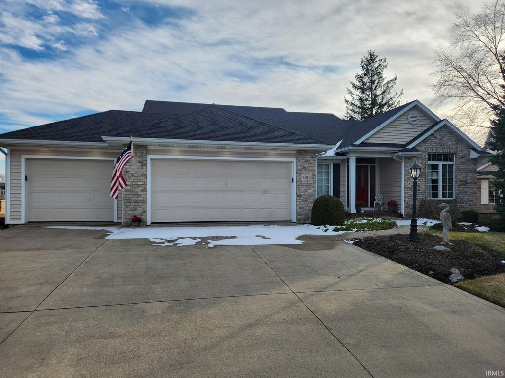 Photo of 7313 Brackenwood Court, Fort Wayne, IN 46835 (MLS # 202605854)