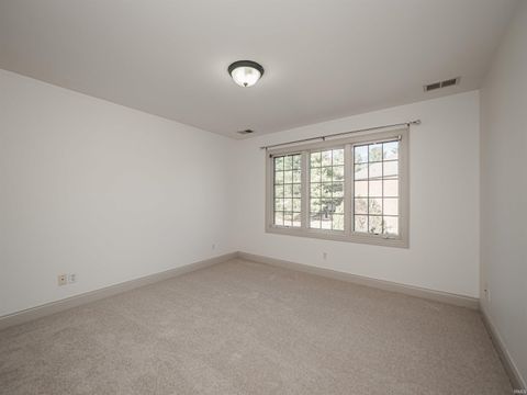 Tiny photo for 2444 Crosswalk Lane, Newburgh, IN 47630 (MLS # 202602943)