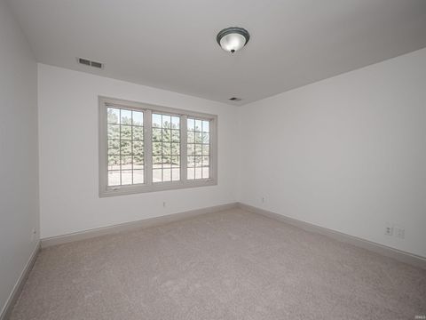 Tiny photo for 2444 Crosswalk Lane, Newburgh, IN 47630 (MLS # 202602943)