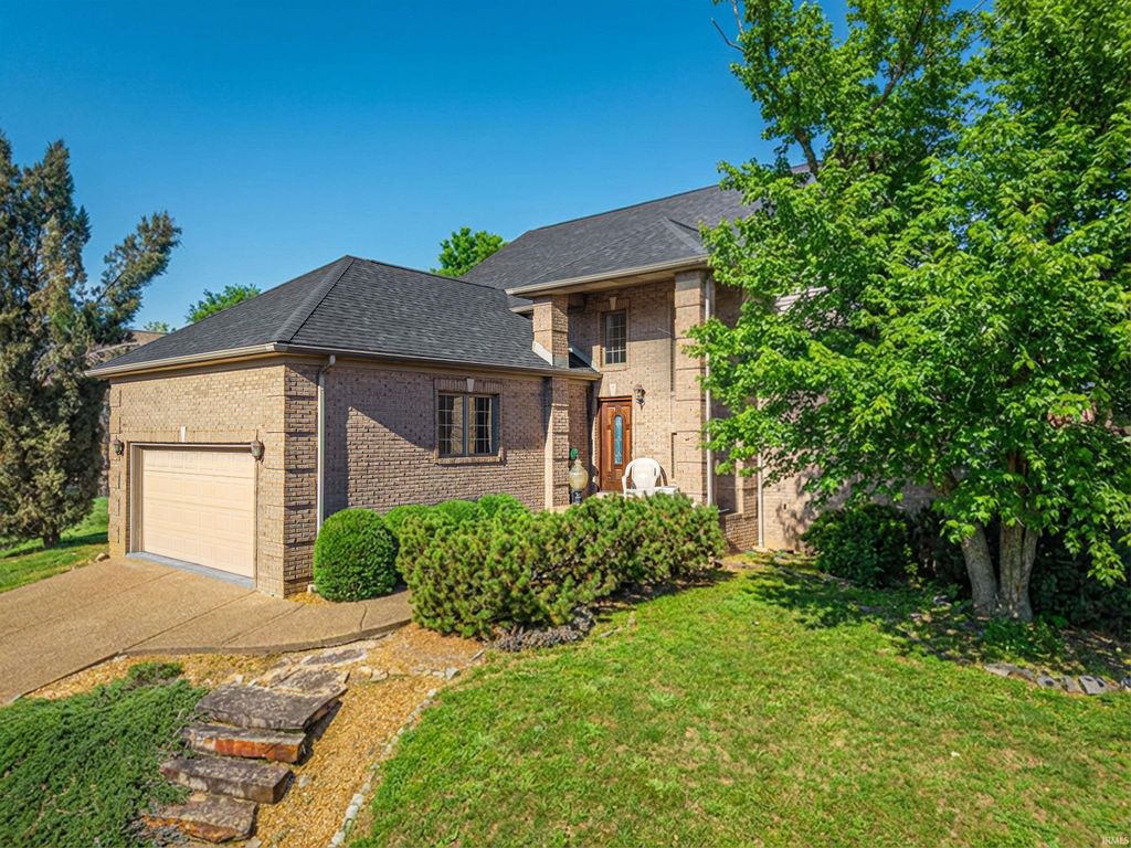 Photo of 2444 Crosswalk Lane, Newburgh, IN 47630 (MLS # 202602943)