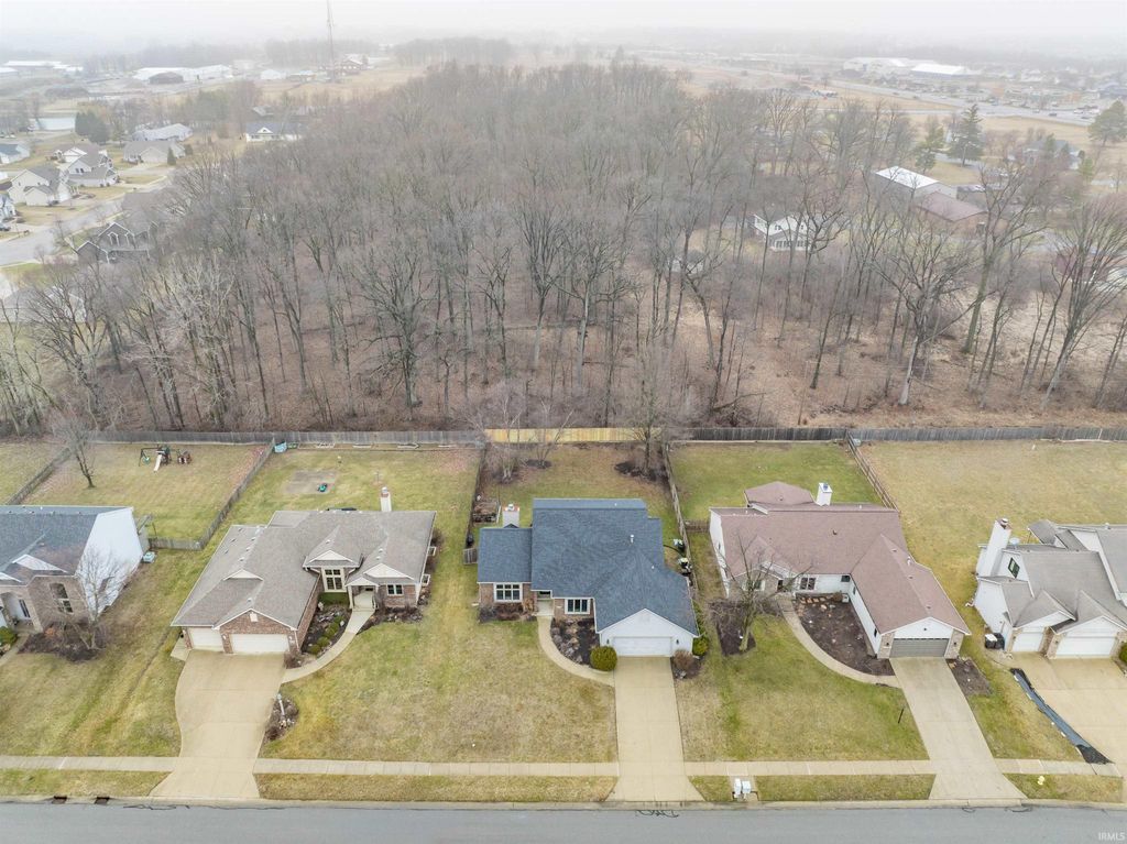 Photo of 2020 Deer Lodge Place, Fort Wayne, IN 46818 (MLS # 202607462)