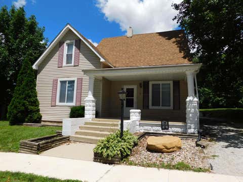 Tiny photo for 110 E Orchard St ST, Akron, IN 46910 (MLS # 202623931)