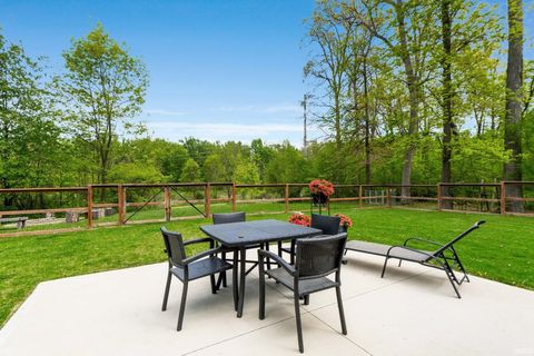 Tiny photo for 1004 Hathaway Road, Fort Wayne, IN 46845 (MLS # 202617719)