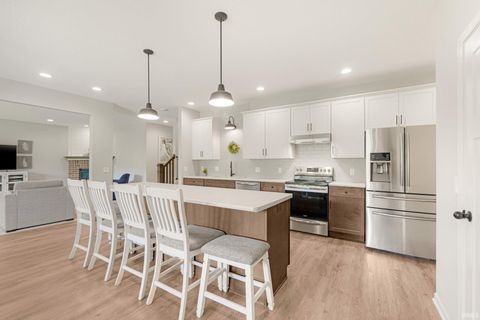 Tiny photo for 1004 Hathaway Road, Fort Wayne, IN 46845 (MLS # 202617719)