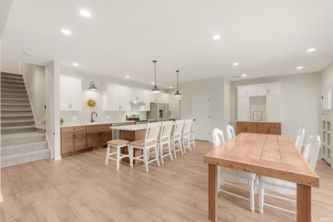 Tiny photo for 1004 Hathaway Road, Fort Wayne, IN 46845 (MLS # 202617719)