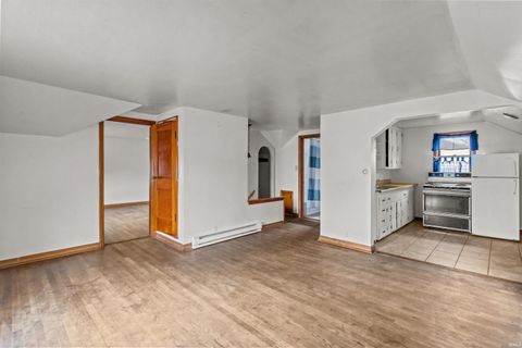 Tiny photo for 823 W 6th Street, Marion, IN 46953 (MLS # 202612693)