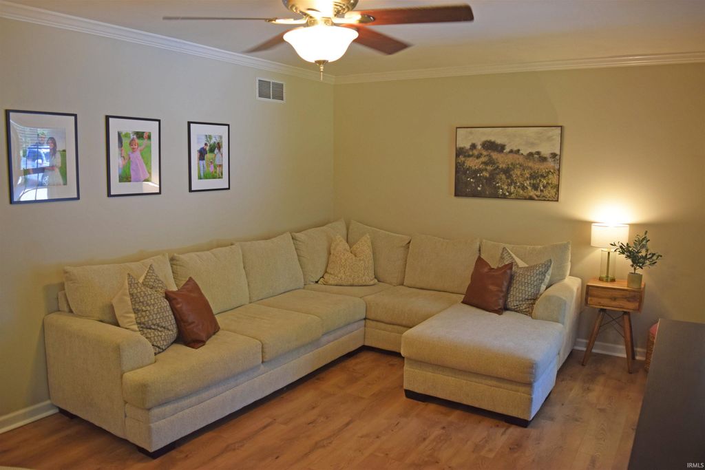 Photo of 2319 Sharon Place, Evansville, IN 47725 (MLS # 202617618)
