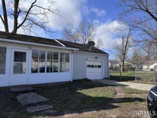 Photo of 2200 S Eaton Avenue, Muncie, IN 47302 (MLS # 202633097)