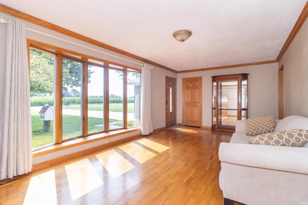 Photo of 2238 N 100 W, Hartford City, IN 47348 (MLS # 202632619)