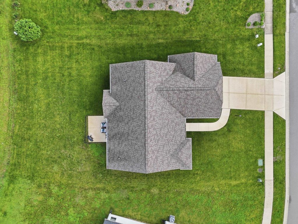 Photo of 1212 Elias Murray Drive, Huntington, IN 46750 (MLS # 202619447)