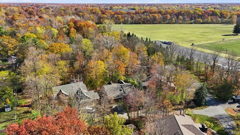 Tiny photo for 2629 Foxchase Run, Fort Wayne, IN 46825 (MLS # 202545504)