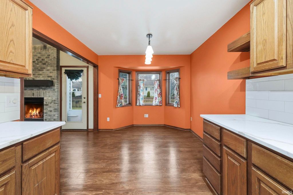 Photo of 8228 Victoria Woods Place, Fort Wayne, IN 46825 (MLS # 202601604)