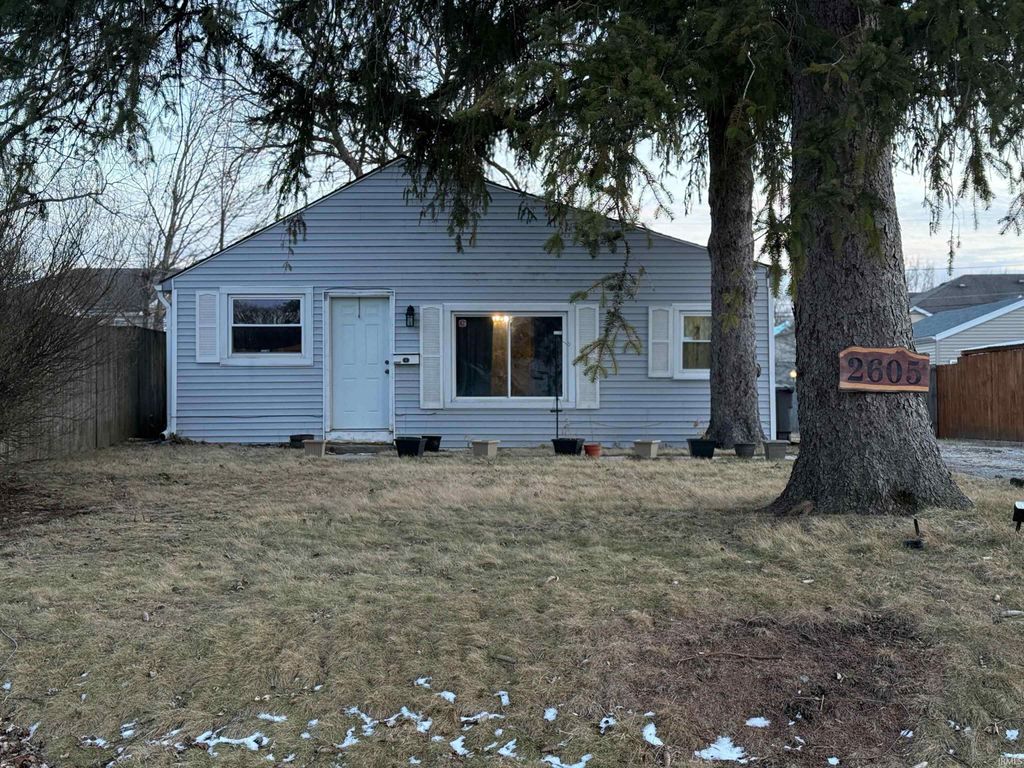 Photo of 2605 Westward Drive, Fort Wayne, IN 46809 (MLS # 202606109)