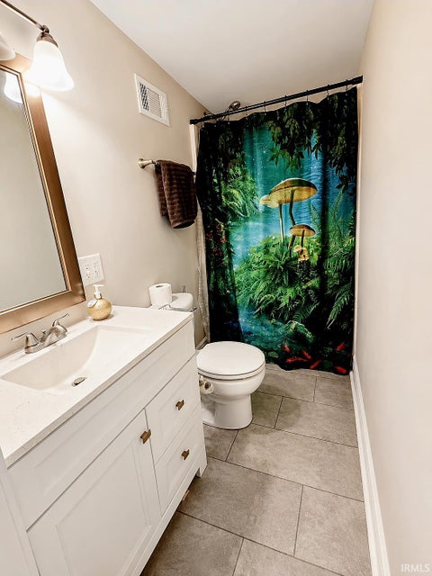 Tiny photo for 1404 Maplewood Drive, Kokomo, IN 46902 (MLS # 202628417)
