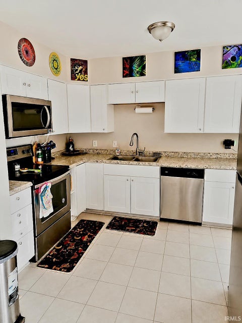 Tiny photo for 1404 Maplewood Drive, Kokomo, IN 46902 (MLS # 202628417)